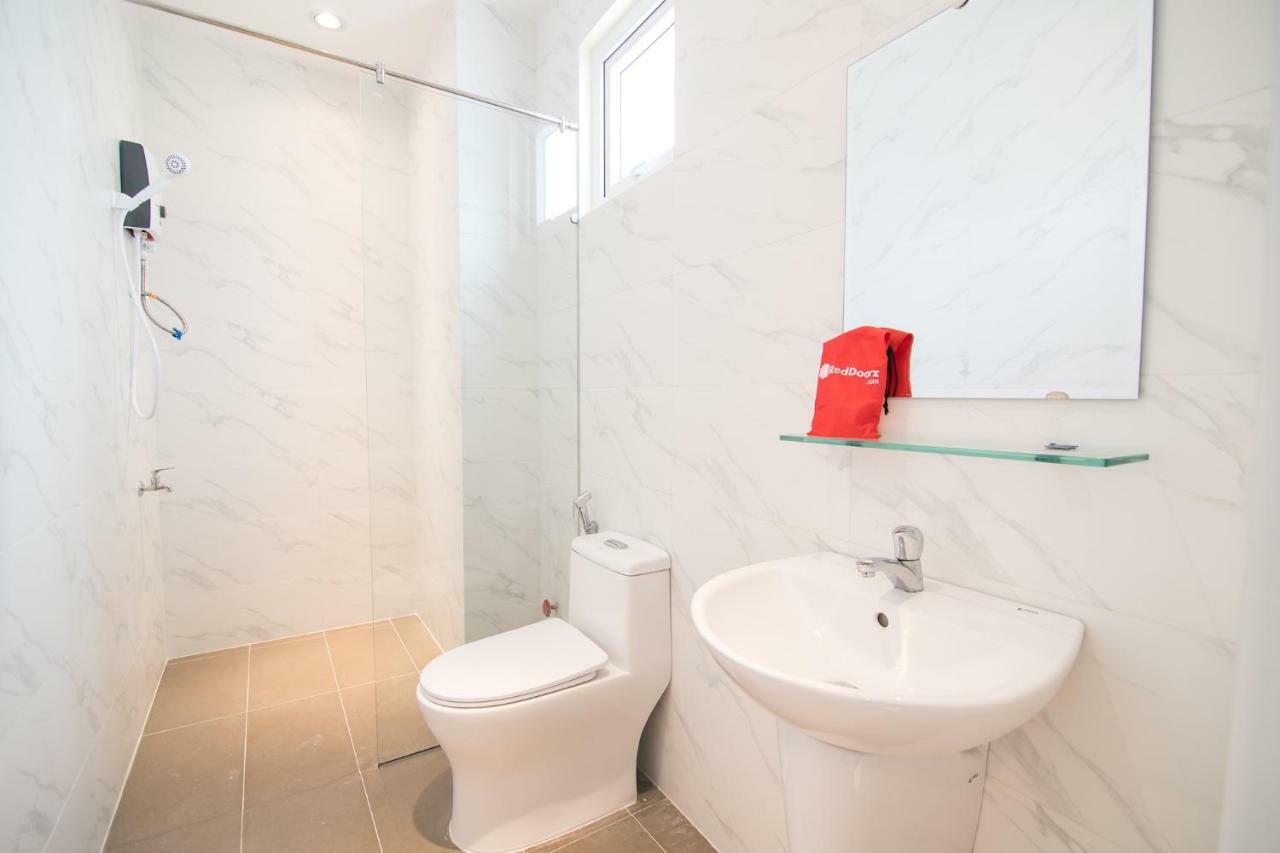 Hotel Reddoorz Near Xo Viet Nghe Tinh Street à Hô Chi Minh-Ville Extérieur photo