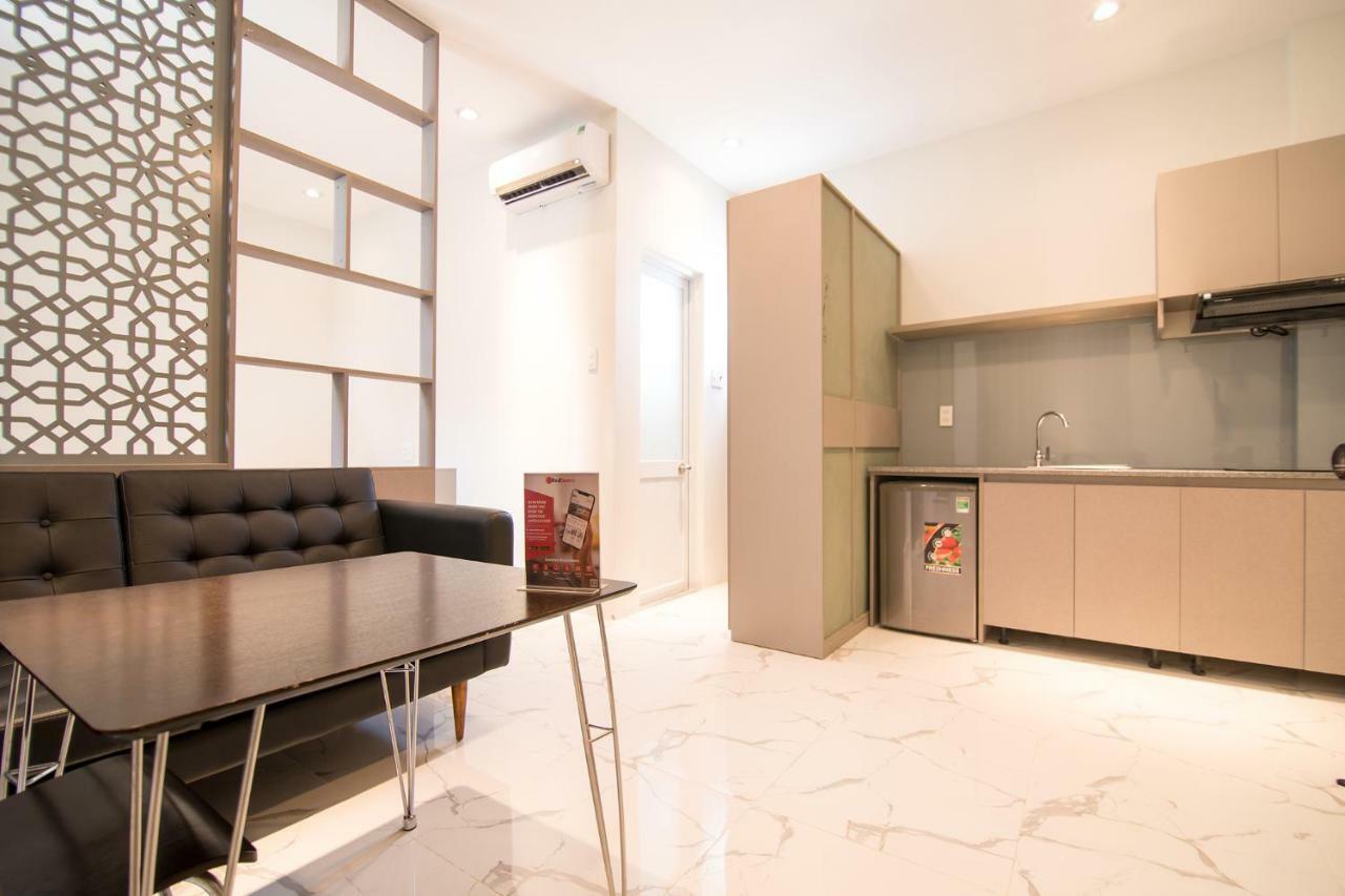 Hotel Reddoorz Near Xo Viet Nghe Tinh Street à Hô Chi Minh-Ville Extérieur photo